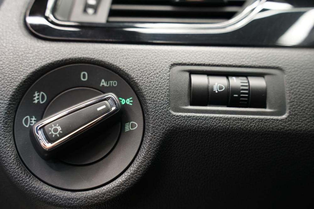 Skoda Rapid I Рестайлинг Крым  - изображение 13