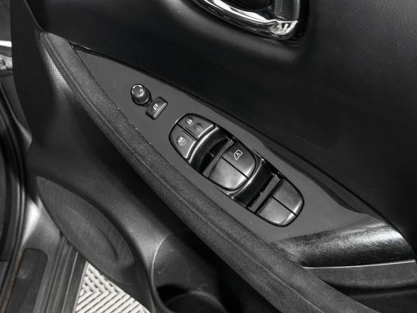 Nissan Leaf I (ZE0/AZE0) с пробегом 2015 года, цена 695 000 рублей, 160000 км, хэтчбек, Автокод Объявления