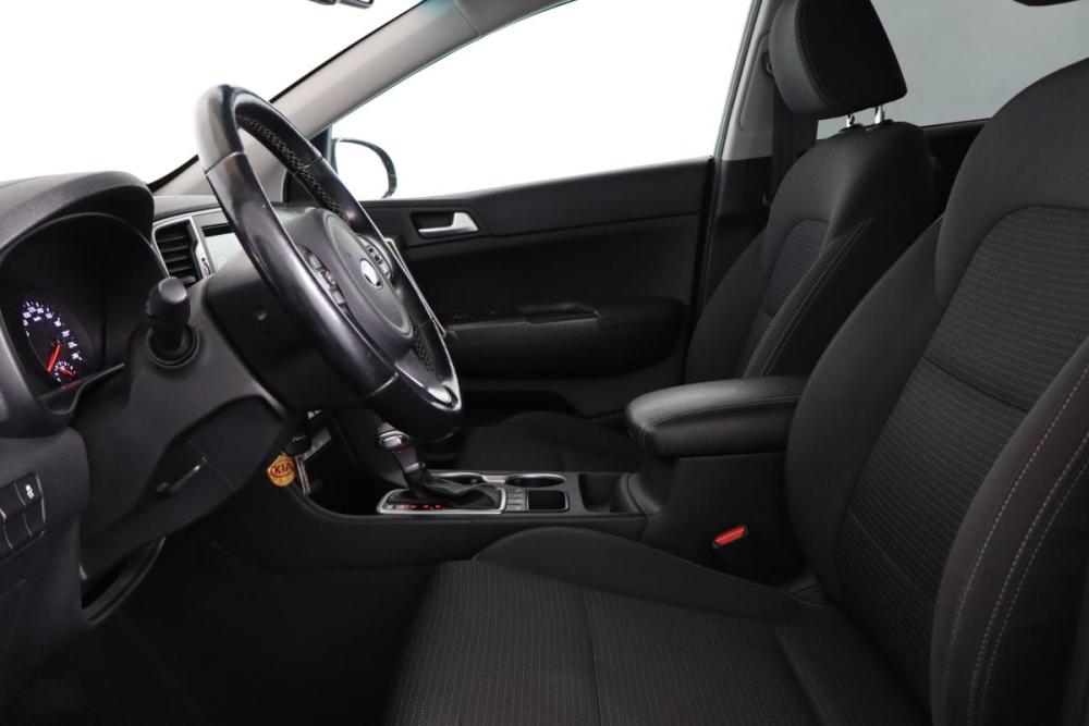 Kia Sportage IV Санкт-Петербург  - изображение 8