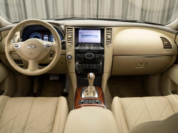 Infiniti QX70 с пробегом 2014 года, цена 2 230 000 рублей, 216602 км, внедорожник, Автокод Объявления