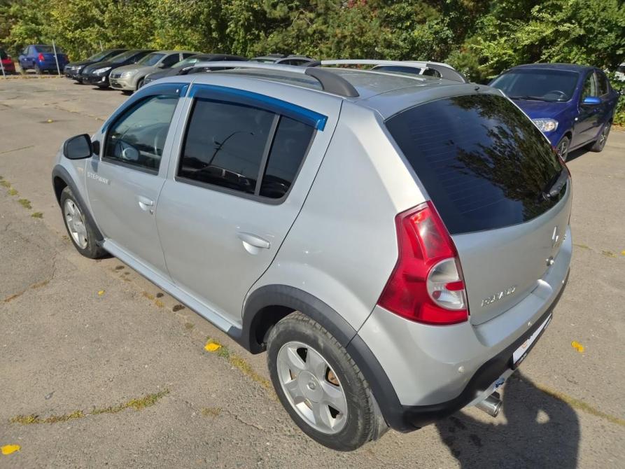 Renault Sandero I Саратов  - изображение 16