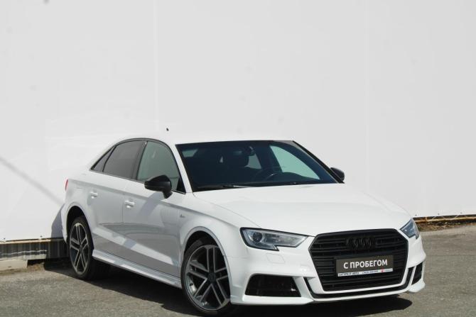 Audi A3 III (8V) Рестайлинг с пробегом 2019 года, цена 1 650 000 рублей, 140000 км, седан, Автокод Объявления