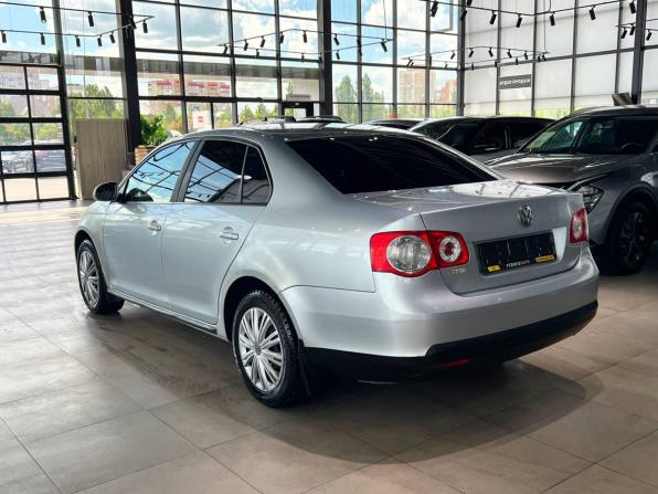 Volkswagen Jetta V с пробегом 2006 года, цена 540 000 рублей, 224148 км, седан, Автокод Объявления