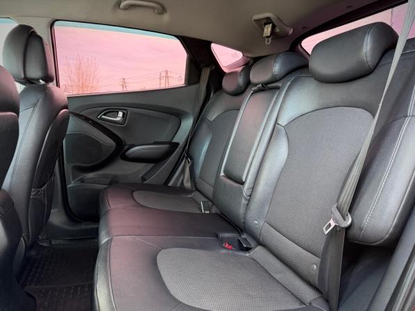 Hyundai ix35 I Рестайлинг с пробегом 2014 года, цена 1 250 000 рублей, 162000 км, внедорожник, Автокод Объявления