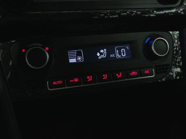 Volkswagen Polo V Рестайлинг с пробегом 2017 года, цена 1 277 000 рублей, 87108 км, седан, Автокод Объявления