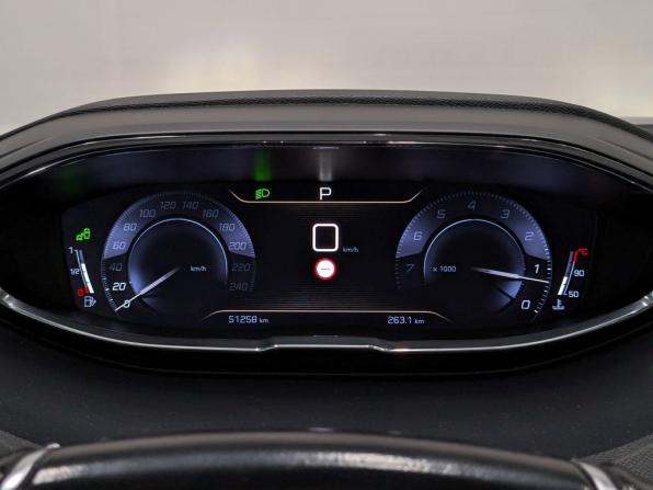 Peugeot 3008 II с пробегом 2018 года, цена 2 100 000 рублей, 50986 км, внедорожник, Автокод Объявления