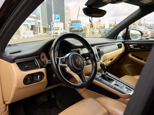 Porsche Macan I Рестайлинг с пробегом 2018 года, цена 3 450 000 рублей, 97877 км, внедорожник, Автокод Объявления