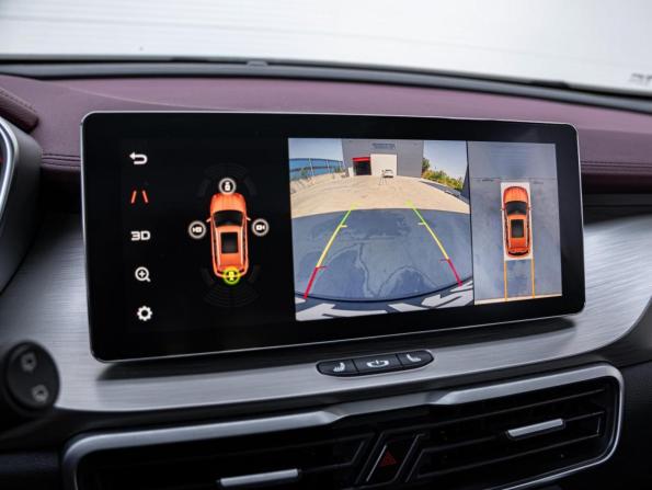 Geely Coolray I с пробегом 2023 года, цена 1 850 000 рублей, 61127 км, внедорожник, Автокод Объявления