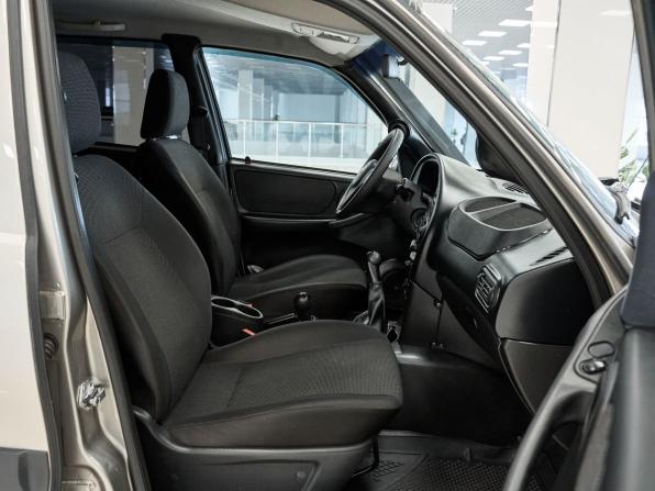 Chevrolet Niva I Рестайлинг с пробегом 2016 года, цена 615 000 рублей, 129989 км, внедорожник, Автокод Объявления