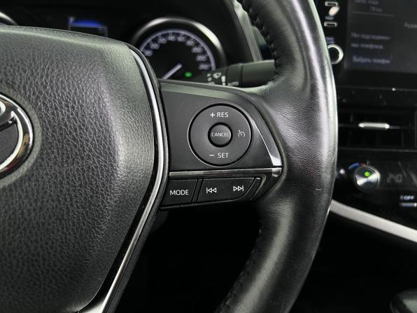 Toyota Camry VIII (XV70) Рестайлинг с пробегом 2021 года, цена 3 200 000 рублей, 62000 км, седан, Автокод Объявления