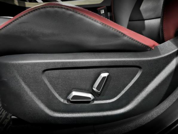 Geely Coolray I с пробегом 2023 года, цена 1 870 000 рублей, 22730 км, внедорожник, Автокод Объявления
