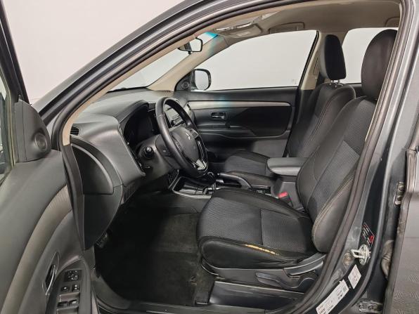 Mitsubishi Outlander III Рестайлинг 3 с пробегом 2018 года, цена 1 419 000 рублей, 310235 км, внедорожник, Автокод Объявления