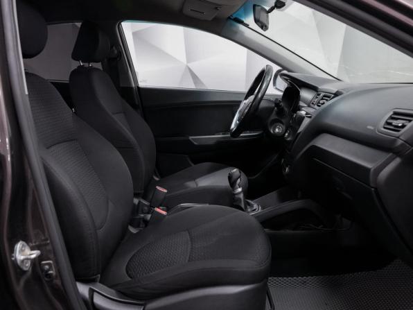 Kia Rio III Рестайлинг с пробегом 2016 года, цена 773 000 рублей, 215632 км, седан, Автокод Объявления