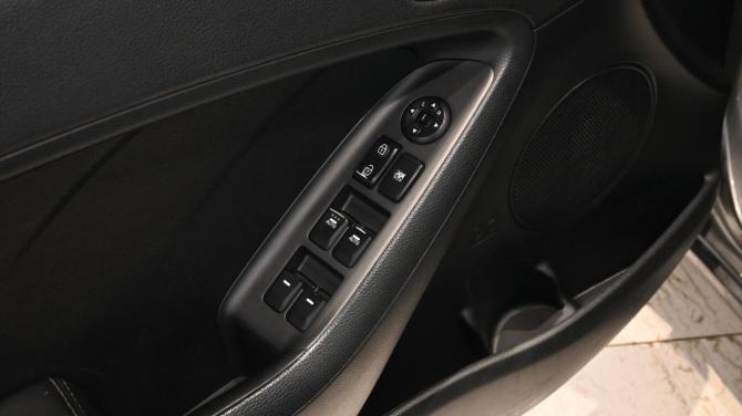 Kia Cerato III с пробегом 2016 года, цена 1 075 000 рублей, 184455 км, седан, Автокод Объявления
