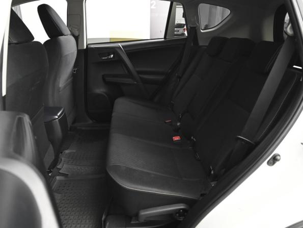 Toyota RAV4 IV (XA40) с пробегом 2015 года, цена 1 920 000 рублей, 193610 км, внедорожник, Автокод Объявления