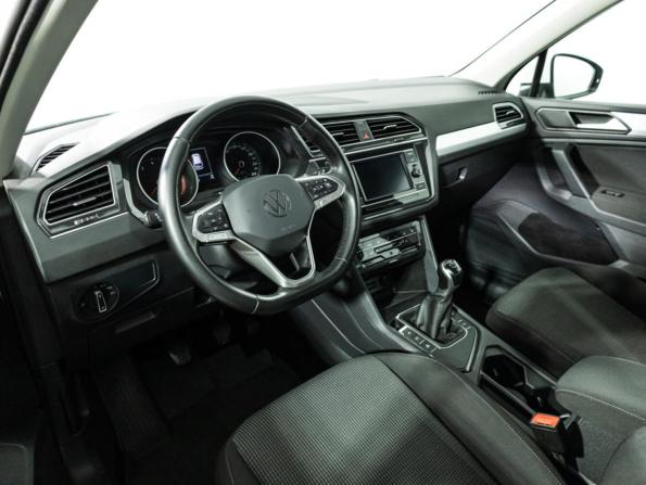 Volkswagen Tiguan II Рестайлинг с пробегом 2021 года, цена 1 799 585 рублей, 164935 км, внедорожник, Автокод Объявления
