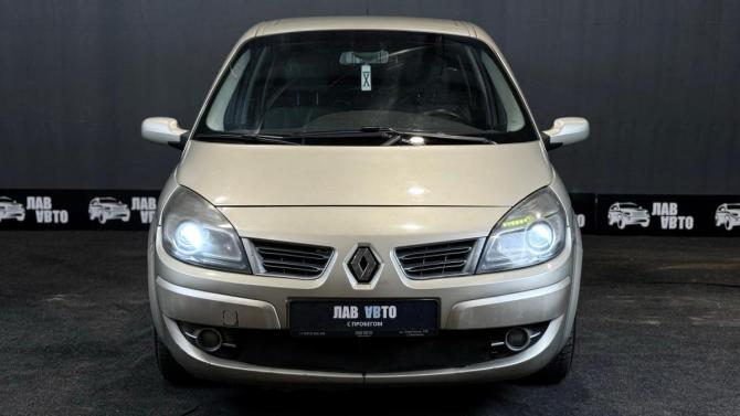 Renault Scenic II Рестайлинг с пробегом 2009 года, цена 449 000 рублей, 299900 км, минивэн, Автокод Объявления