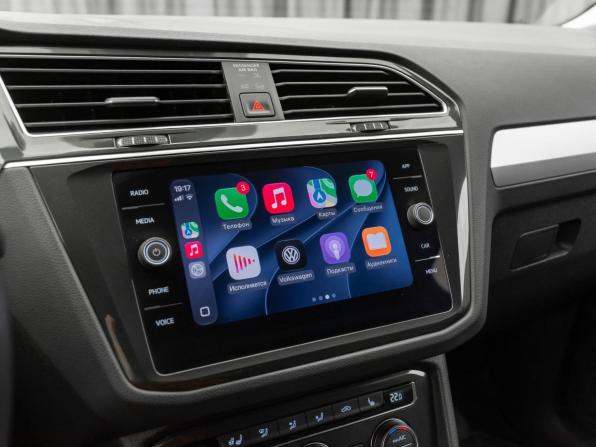 Volkswagen Tiguan II с пробегом 2019 года, цена 2 200 000 рублей, 100253 км, внедорожник, Автокод Объявления