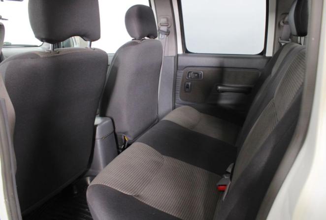 Nissan NP300 с пробегом 2008 года, цена 1 000 000 рублей, 107100 км, offers.body_type.unknown, Автокод Объявления