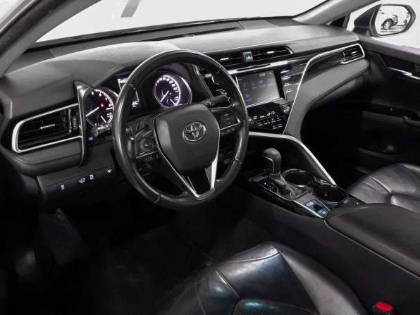 Toyota Camry VIII (XV70) с пробегом 2020 года, цена 1 740 000 рублей, 335000 км, седан, Автокод Объявления