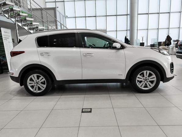Kia Sportage IV Рестайлинг с пробегом 2018 года, цена 2 385 000 рублей, 87000 км, внедорожник, Автокод Объявления