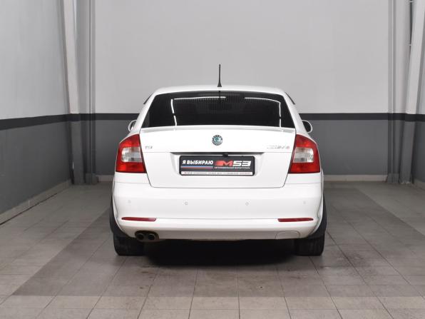 Skoda Octavia II (A5) Рестайлинг с пробегом 2012 года, цена 949 999 рублей, 211633 км, лифтбек, Автокод Объявления