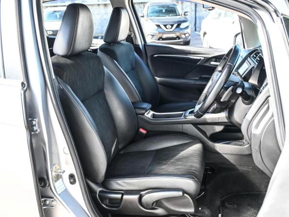 Honda Shuttle II с пробегом 2019 года, цена 1 484 000 рублей, 121170 км, универсал, Автокод Объявления