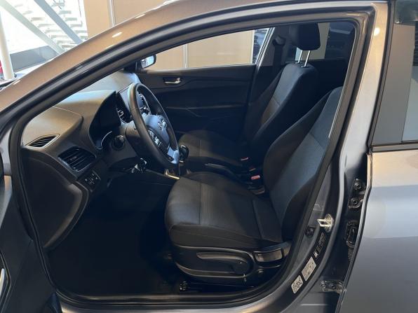 Hyundai Solaris II Рестайлинг с пробегом 2021 года, цена 1 629 000 рублей, 91795 км, седан, Автокод Объявления