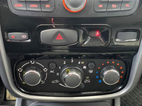 Renault Duster I с пробегом 2012 года, цена 877 000 рублей, 135765 км, внедорожник, Автокод Объявления