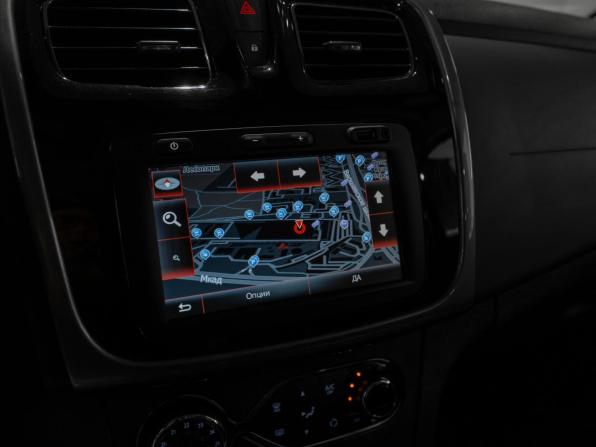Renault Logan II Рестайлинг с пробегом 2019 года, цена 1 075 000 рублей, 127200 км, седан, Автокод Объявления