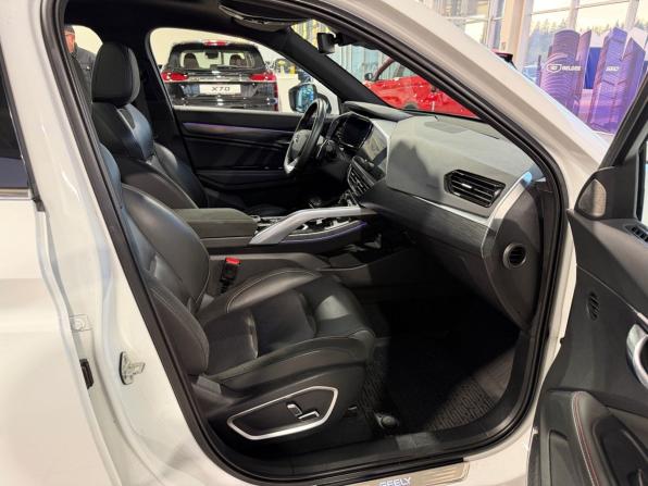 Geely Tugella I Рестайлинг с пробегом 2023 года, цена 2 335 900 рублей, 83512 км, внедорожник, Автокод Объявления