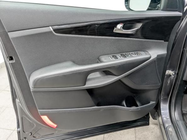 Kia Sorento III Prime Рестайлинг с пробегом 2019 года, цена 2 960 000 рублей, 112065 км, внедорожник, Автокод Объявления
