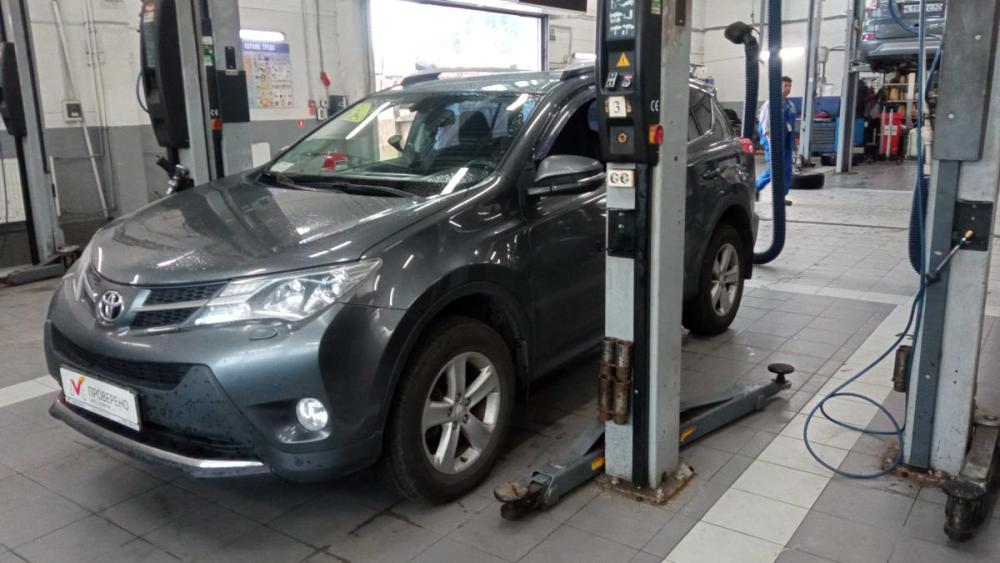 Toyota RAV4 IV (XA40) Санкт-Петербург  - изображение 1