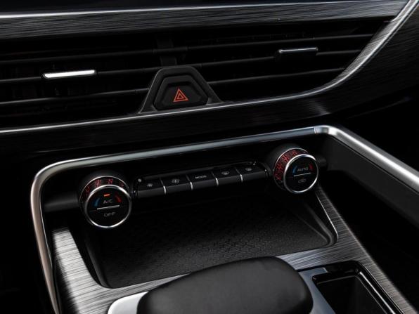 Geely Tugella I Рестайлинг с пробегом 2024 года, цена 3 220 000 рублей, 36817 км, внедорожник, Автокод Объявления