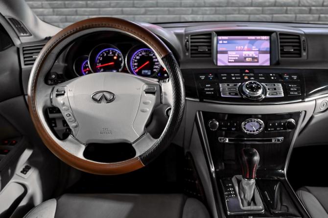 Infiniti M III Рестайлинг с пробегом 2008 года, цена 650 000 рублей, 345816 км, седан, Автокод Объявления
