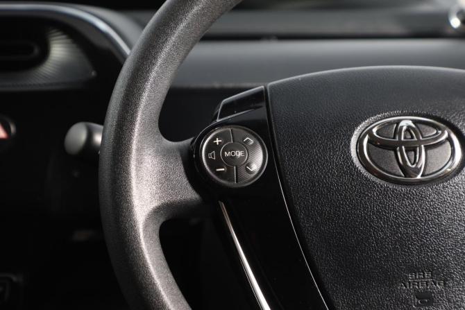 Toyota Aqua I Рестайлинг 2 с пробегом 2018 года, цена 1 459 000 рублей, 74500 км, хэтчбек, Автокод Объявления