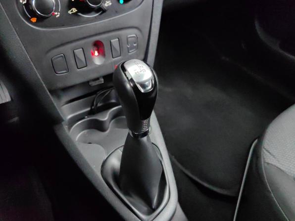 Renault Logan II с пробегом 2015 года, цена 499 000 рублей, 225379 км, седан, Автокод Объявления