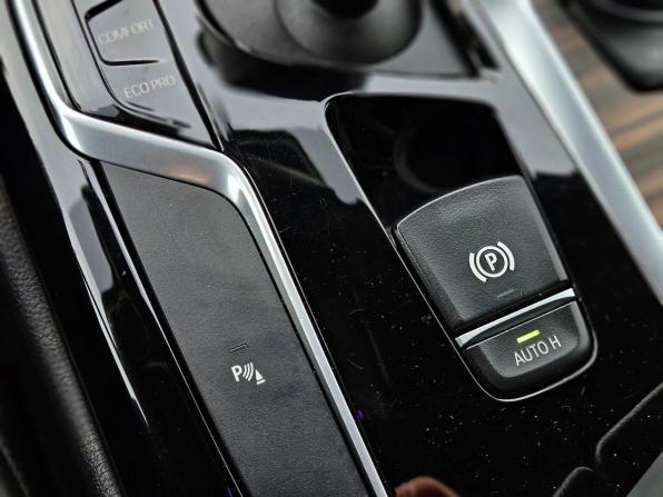 BMW 5 серии VII (G30/G31/G38) с пробегом 2018 года, цена 2 500 000 рублей, 156000 км, универсал, Автокод Объявления