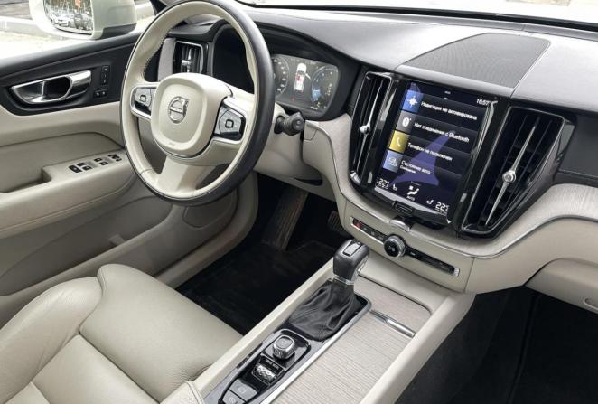 Volvo XC60 II с пробегом 2021 года, цена 5 650 000 рублей, 43453 км, внедорожник, Автокод Объявления