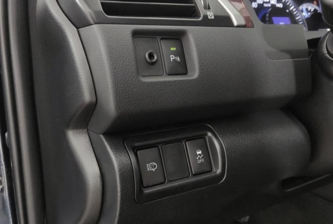 Toyota Camry VII (XV50) Рестайлинг с пробегом 2014 года, цена 1 820 000 рублей, 171621 км, седан, Автокод Объявления