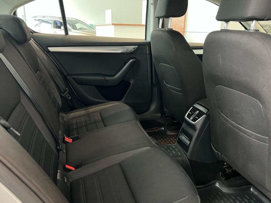 Skoda Octavia III (A7) Рестайлинг Санкт-Петербург  - изображение 15