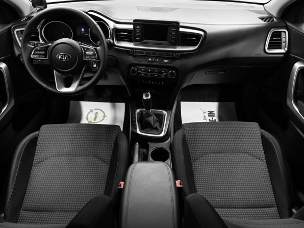 Kia Ceed III с пробегом 2019 года, цена 1 695 000 рублей, 42054 км, хэтчбек, Автокод Объявления