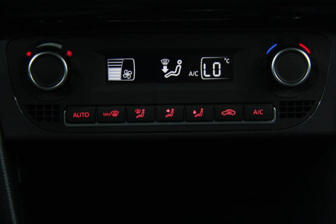 Volkswagen Polo V Рестайлинг с пробегом 2019 года, цена 1 199 000 рублей, 152843 км, седан, Автокод Объявления
