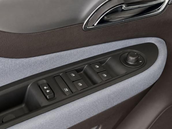 Opel Mokka I с пробегом 2014 года, цена 1 349 000 рублей, 109000 км, внедорожник, Автокод Объявления
