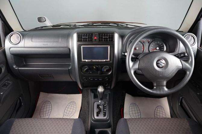 Suzuki Jimny III Рестайлинг 1 с пробегом 2008 года, цена 1 269 000 рублей, 89000 км, внедорожник, Автокод Объявления