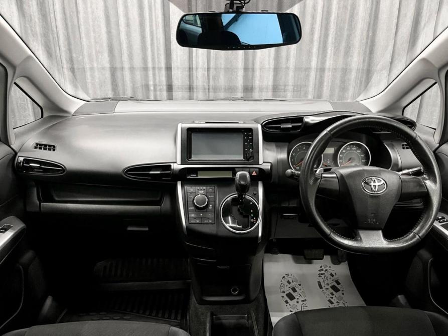 Toyota Wish II Красноярск  - изображение 9