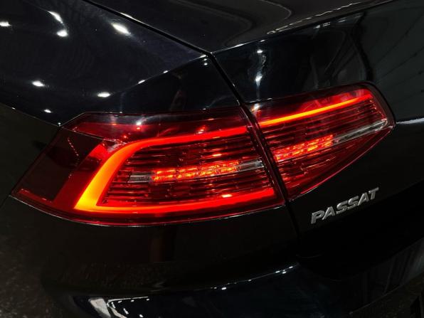 Volkswagen Passat B8 с пробегом 2016 года, цена 1 599 000 рублей, 208515 км, седан, Автокод Объявления