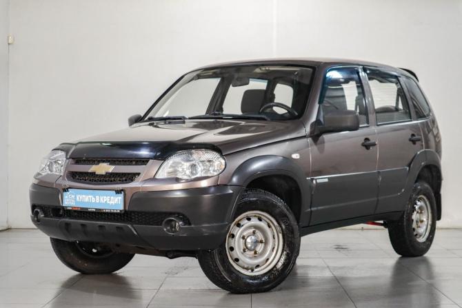 Chevrolet Niva I Рестайлинг с пробегом 2014 года, цена 649 000 рублей, 102500 км, внедорожник, Автокод Объявления