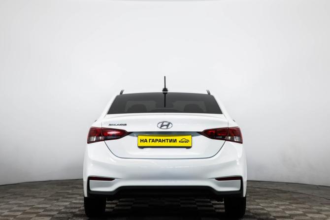 Hyundai Solaris II с пробегом 2017 года, цена 749 000 рублей, 273000 км, седан, Автокод Объявления