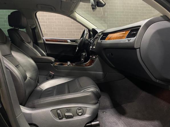 Volkswagen Touareg II с пробегом 2013 года, цена 2 940 000 рублей, 99229 км, внедорожник, Автокод Объявления